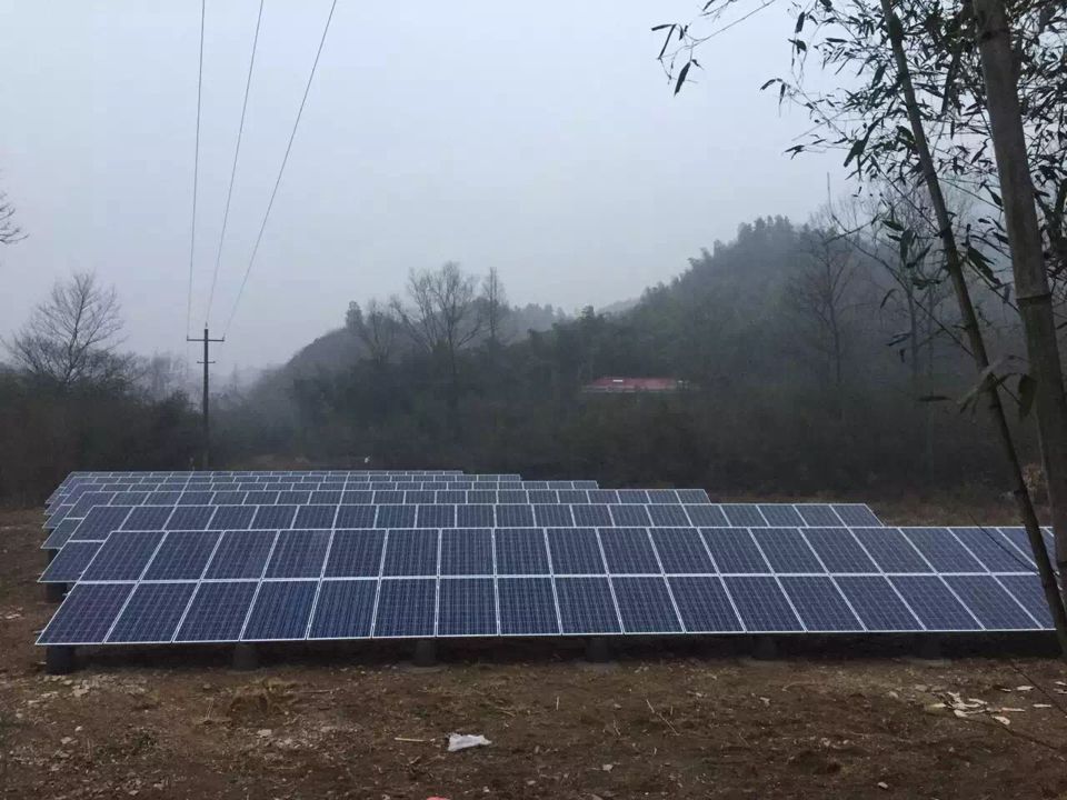 西河口鄉落地崗村60KW村級光伏電站